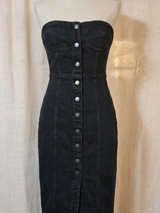 ZABA Dresses & Skirts - Strapless Black Denim Button-Front Midi Dress